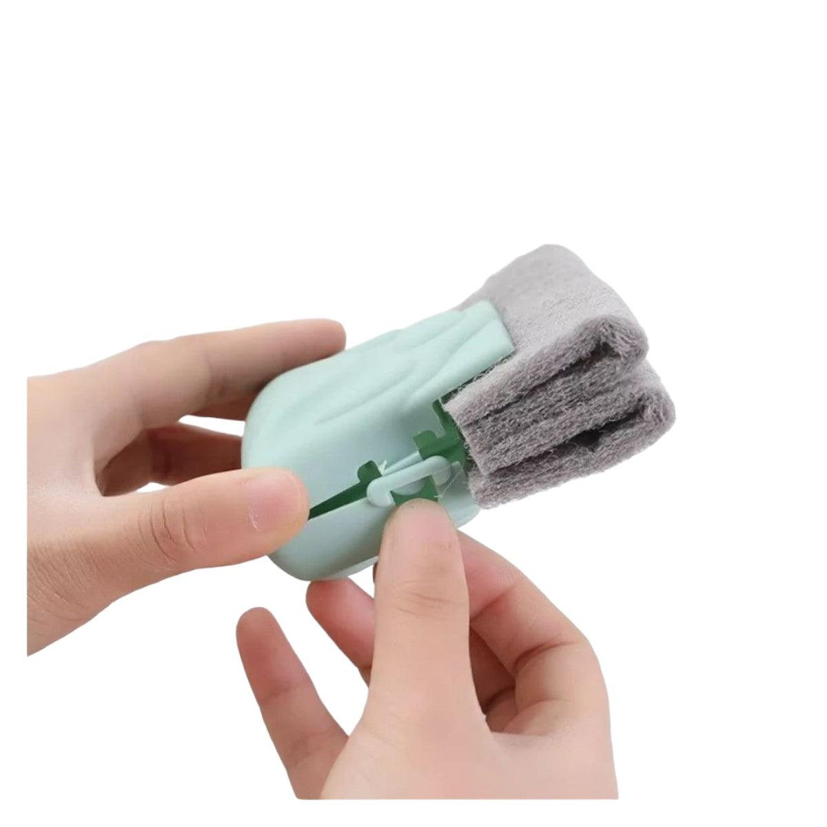 Cepillo de Limpieza para Rieles de Ventanas - El Baúl de Mamá